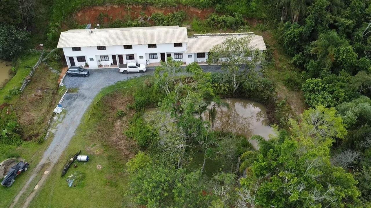 Hospedagem Mafli Appartamento Barra do Trombudo Esterno foto